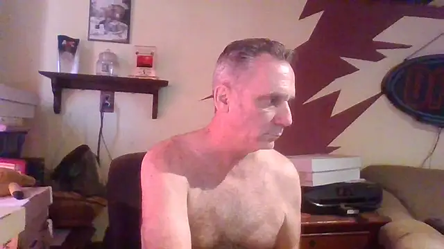 HunkofRock online show from October 15, 2025, 3:45 pm