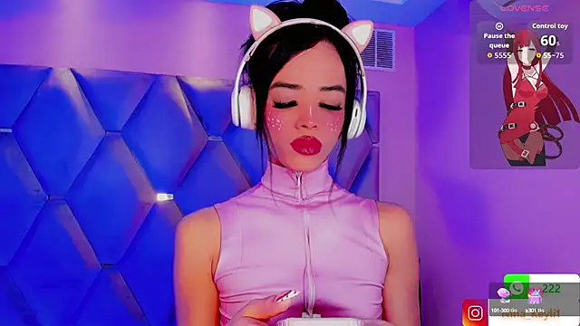 Nina Keyli online show from September 29, 2025, 7:08 pm