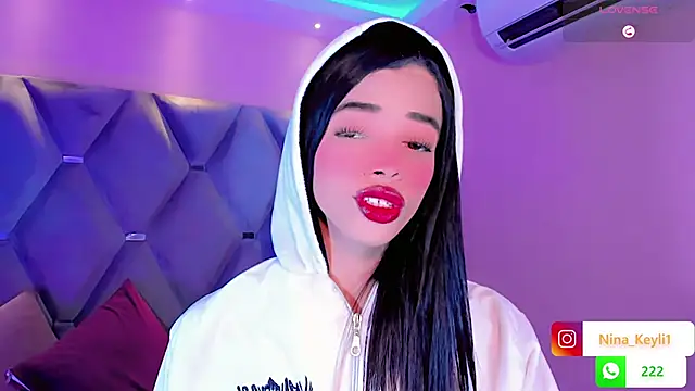 Nina Keyli online show from December 18, 2025, 7:31 pm