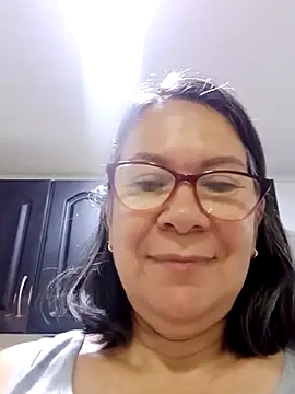 Snapshot of victoria_wayne chatting on October 27, 2025, 9:57 am victoria wayne online show from October 27, 2025, 9:57 am