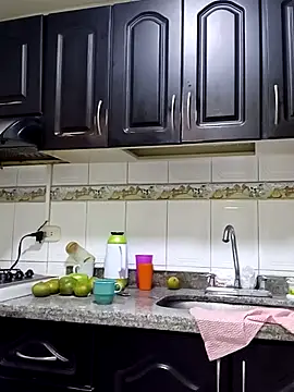 Snapshot of victoria_wayne chatting on December 1, 2025, 9:58 am victoria wayne online show from December 1, 2025, 9:58 am