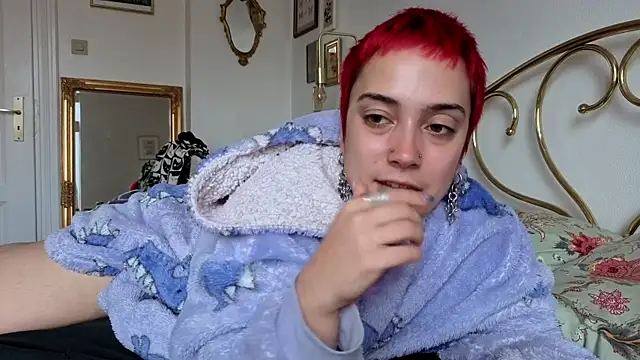 OllympeKaii online show from October 4, 2025, 9:18 am