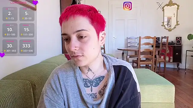 OllympeKaii online show from April 22, 2026, 12:50 pm