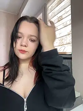 Snapshot of Viella_Rosewood chatting on March 17, 2025, 11:53 am Viella Rosewood online show from March 17, 2025, 11:53 am