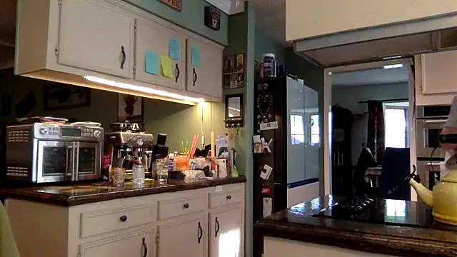 superbearboss online show from December 20, 2025, 3:30 pm