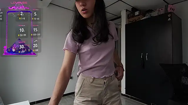 Snapshot of 22Amatista chatting on March 22, 2025, 7:42 pm 22Amatista online show from March 22, 2025, 7:42 pm