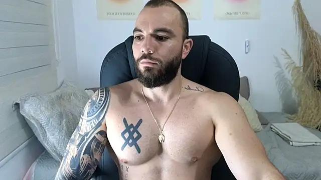 Isaac Carter online show from November 30, 2025, 11:14 am