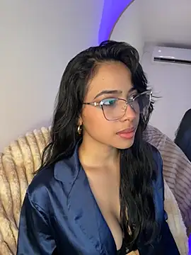 Snapshot of _Emily_Thompson_ chatting on March 3, 2026, 12:28 am Emily Thompson online show from March 3, 2026, 12:28 am