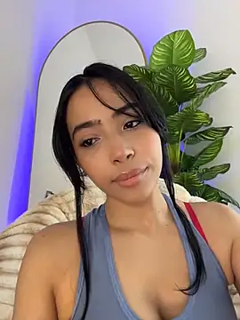  Emily Thompson  online show from April 2, 2026, 2:31 am