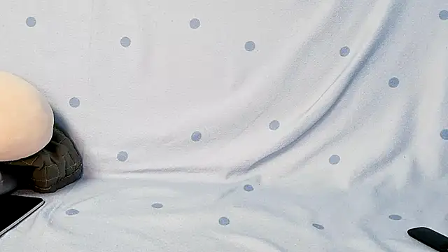 X-xiao-888 online show from November 6, 2025, 2:29 pm