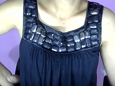 Snapshot of priya_patel chatting on November 21, 2025, 3:16 am priya patel online show from November 21, 2025, 3:16 am