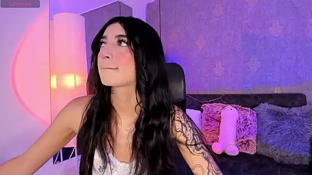 Snapshot of Hi_Soyfer chatting on March 18, 2025, 1:31 pm Hi Soyfer online show from March 18, 2025, 1:31 pm