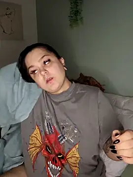 Snapshot of Saucy-Serenity chatting on March 22, 2026, 8:01 pm Saucy-Serenity online show from March 22, 2026, 8:01 pm