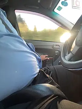 dam-her-boy online show from February 23, 2026, 11:40 am