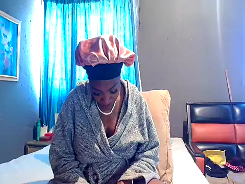 WildSeduction24xx online show from September 12, 2025, 8:36 am