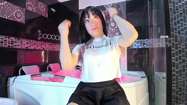 Small Hot19 online show from October 16, 2025, 10:38 am