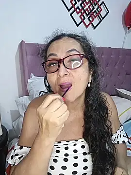 Snapshot of AlessandraLeroy chatting on February 26, 2026, 1:37 am AlessandraLeroy online show from February 26, 2026, 1:37 am