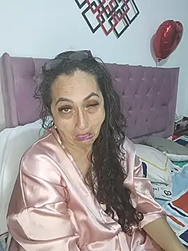 Snapshot of AlessandraLeroy chatting on February 28, 2026, 2:23 am AlessandraLeroy online show from February 28, 2026, 2:23 am