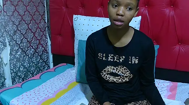 BondiBitch online show from March 18, 2025, 2:47 am