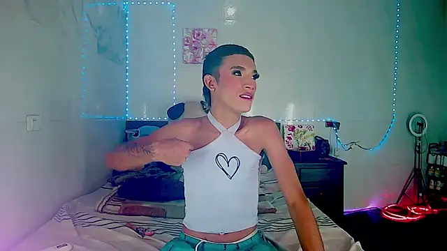 KimberlyXtreme online show from October 24, 2025, 8:27 pm