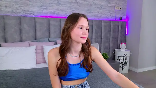 AmeliRoyse online show from March 7, 2025, 9:06 pm