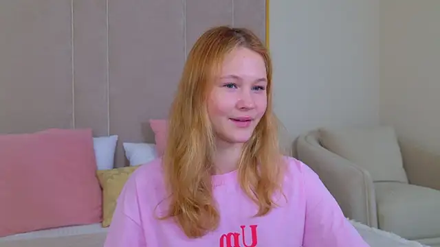Snapshot of AmeliRoyse chatting on May 14, 2026, 5:42 pm AmeliRoyse online show from May 14, 2026, 5:42 pm
