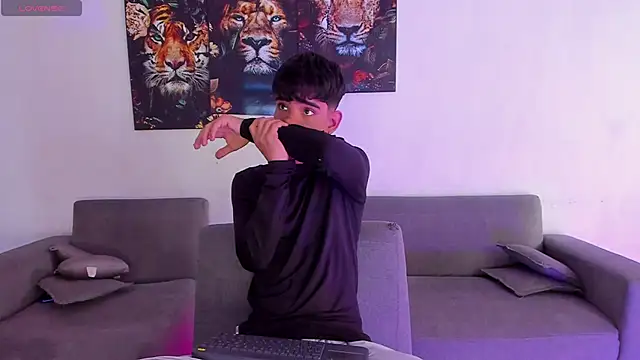 JesusA 94 online show from March 8, 2025, 1:47 pm