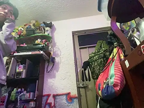 kirito kun online show from March 31, 2026, 4:13 am