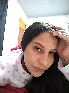 esmeralda jadees online show from December 3, 2025, 9:40 am