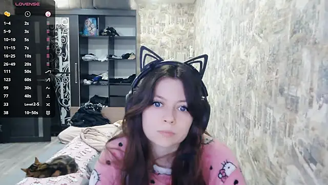 RendyDow online show from December 1, 2025, 9:03 am