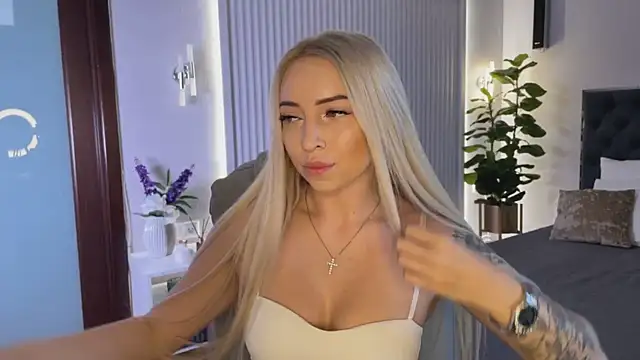 OhMyEmma online show from September 26, 2025, 1:53 am