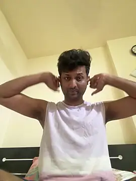 MIRTHICK2002 online show from September 26, 2025, 11:47 am