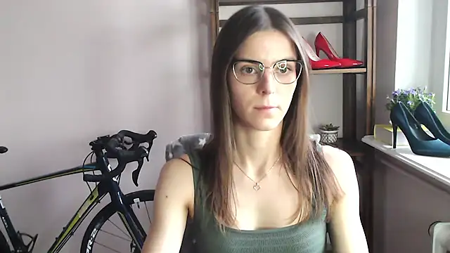 love megi online show from February 13, 2026, 2:24 pm