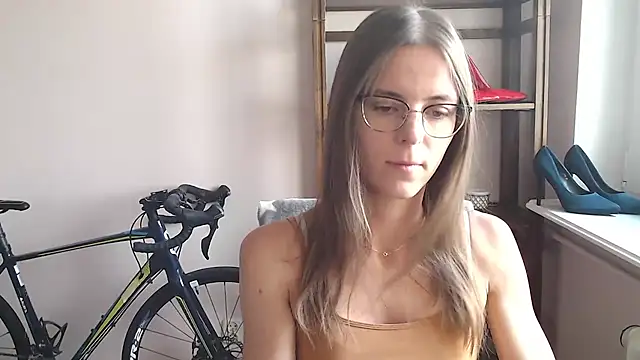 love megi online show from March 28, 2026, 7:30 am