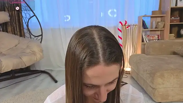 Kira mindnes online show from January 14, 2026, 5:46 am