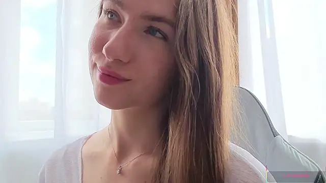 Snapshot of Kira_mindnes chatting on June 26, 2026, 6:18 am Kira mindnes online show from June 26, 2026, 6:18 am