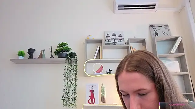 Snapshot of Kira_mindnes chatting on July 16, 2026, 6:08 am Kira mindnes online show from July 16, 2026, 6:08 am