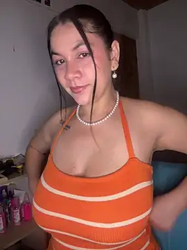roldanmary online show from July 30, 2026, 2:43 am