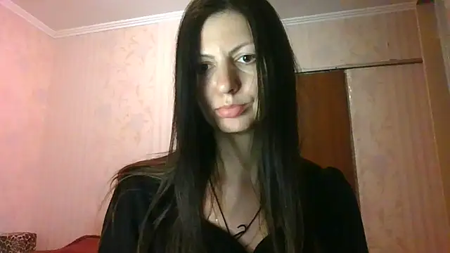 AliseWats online show from March 11, 2025, 7:58 pm