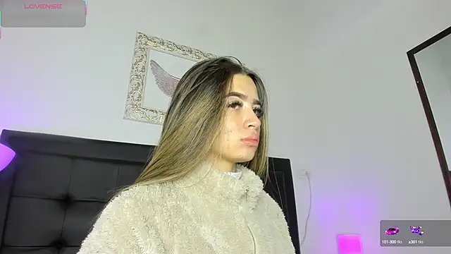 Lola Blondie online show from September 25, 2025, 11:58 am