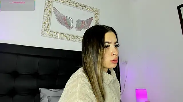 Lola Blondie online show from September 27, 2025, 12:10 pm