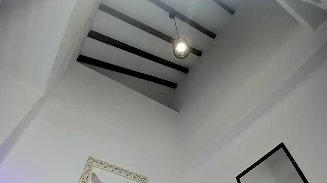 Lola Blondie online show from October 22, 2025, 12:16 pm