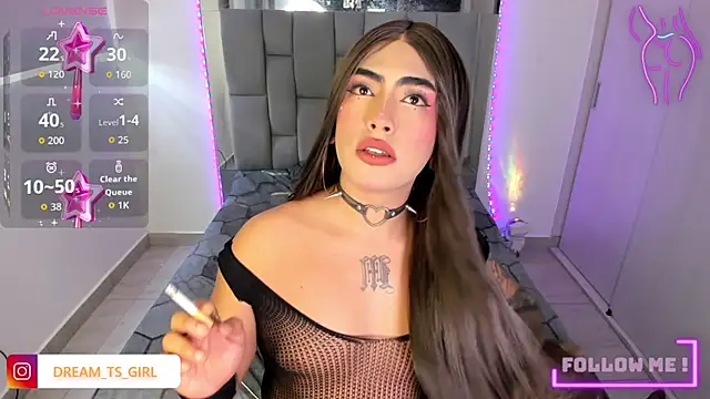 Snapshot of Sophie_whitexxx chatting on October 1, 2025, 4:46 pm Sophie whitexxx online show from October 1, 2025, 4:46 pm