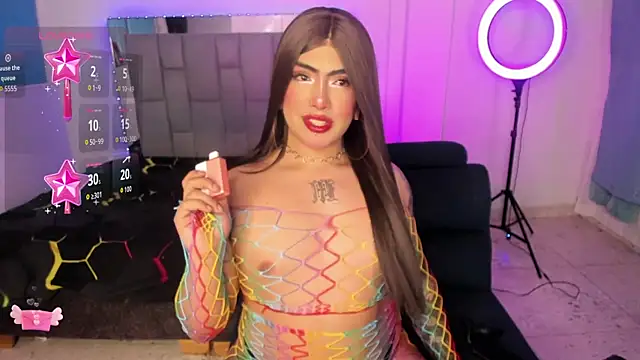 Sophie whitexxx online show from June 3, 2026, 10:59 pm