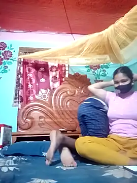 Papri Couple online show from April 21, 2026, 8:09 am