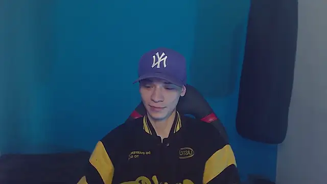 Burperking420  online show from March 19, 2025, 6:44 pm