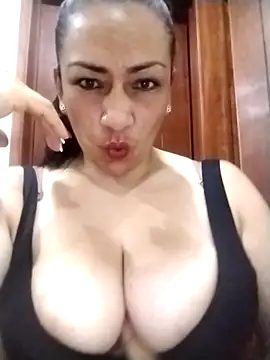 Carlasm- online show from December 18, 2025, 11:11 pm