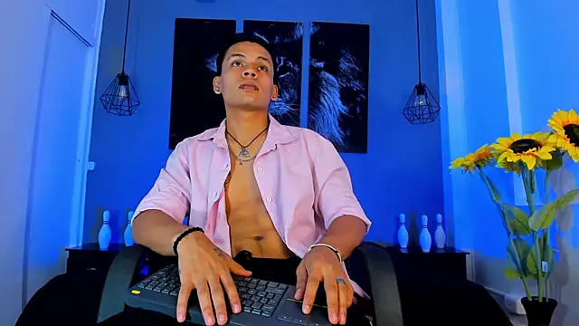 Draco collins online show from December 1, 2025, 8:14 pm