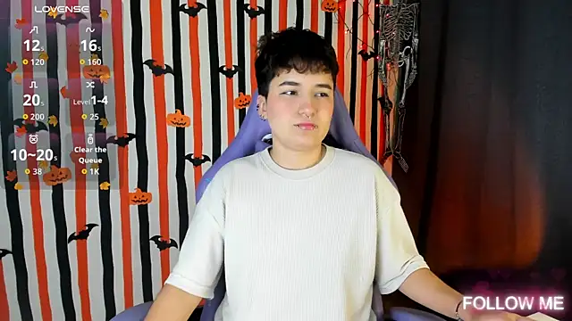 emma cute7 online show from October 21, 2025, 5:19 am