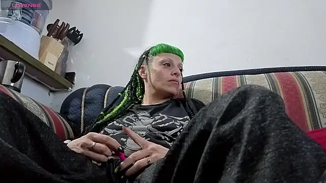 freyaa sorcerees online show from October 19, 2025, 2:12 am